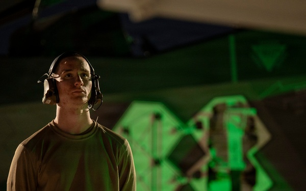 F-35s fly night ops for RF-N 26-1