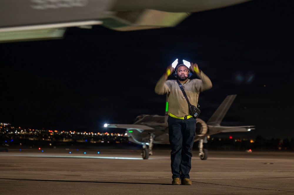F-35s fly night ops for RF-N 26-1