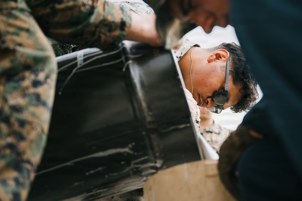 Marines prepare HPRU pad in Puerto Rico