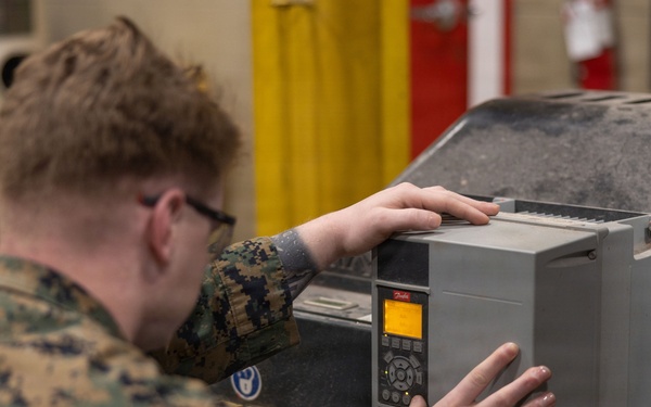 2nd Maintenance Battalion Brings ACVs Back to Life with One Simple, Yet Critical Component