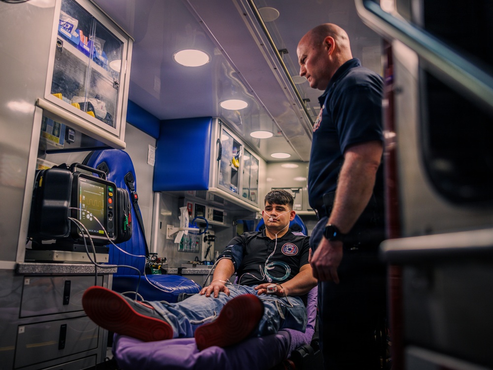 Quantico Fire and Emergency Services demonstrate capabilities of LifePak 35