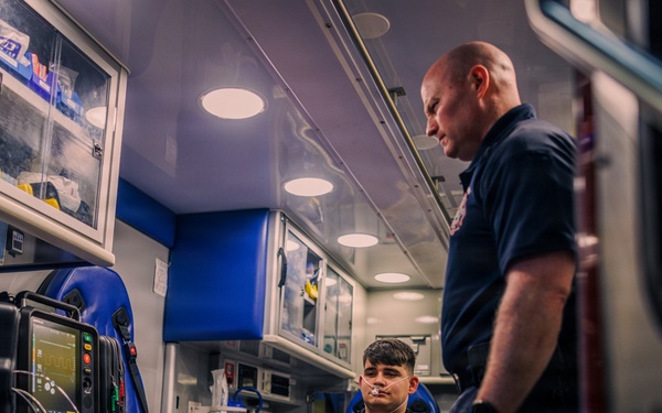 Quantico Fire and Emergency Services demonstrate capabilities of LifePak 35