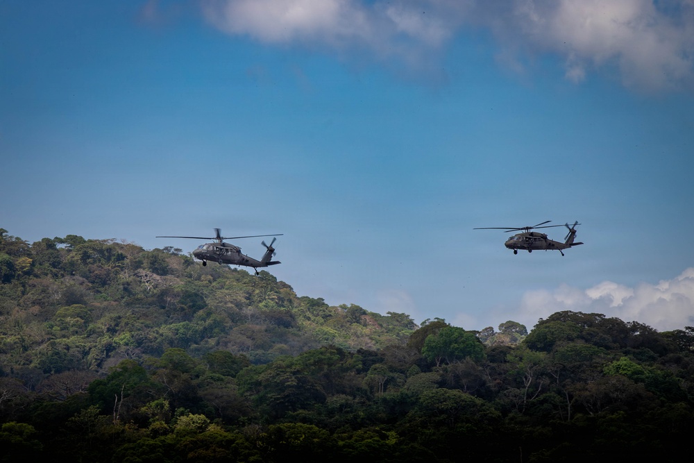 U.S. Army Western Hemisphere Command visits JSCG-P in Panama