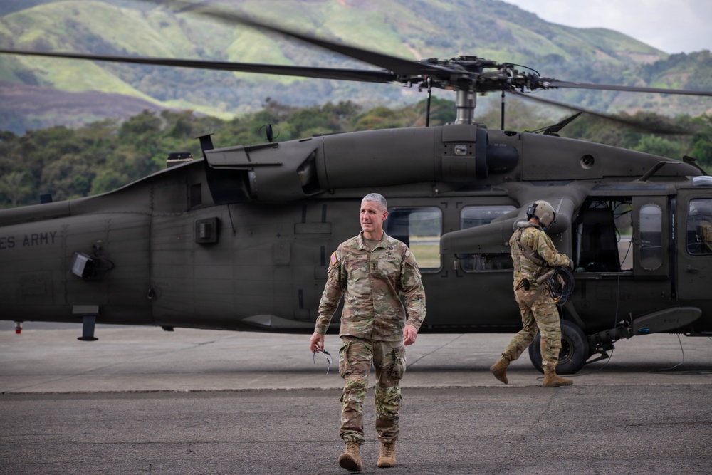 U.S. Army Western Hemisphere Command visits JSCG-P in Panama