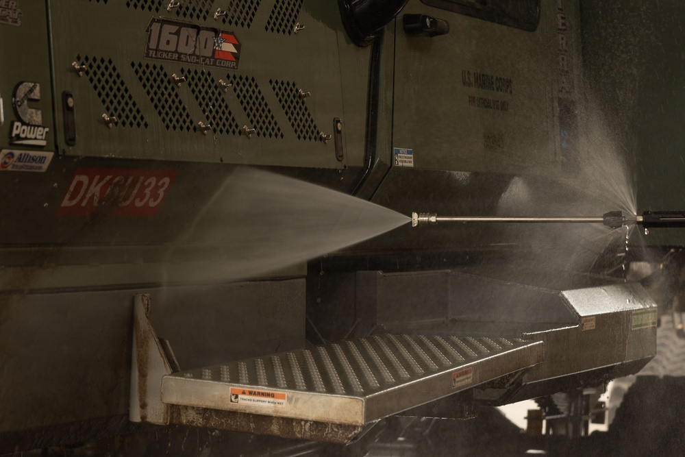 MTX 1-26 | Combat Logistics Battalion 24 Terra Tucker Washdown