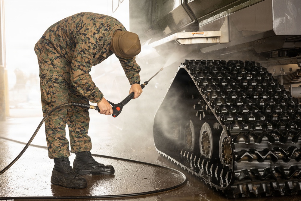 MTX 1-26 | Combat Logistics Battalion 24 Terra Tucker Washdown