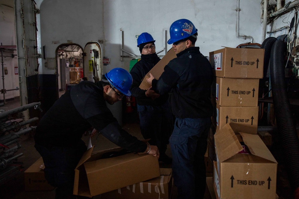 Ike Conducts Planned Incremental Availability maintenance period