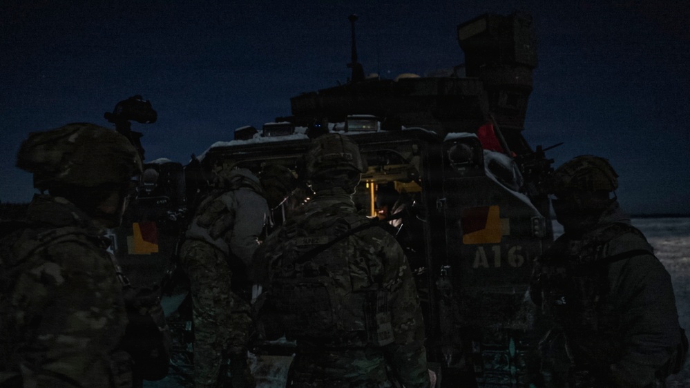 Bradley Crews Train Under Limited Visibility in Lithuania