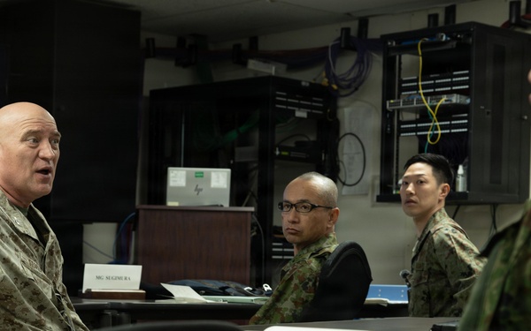 Japanese delegates and Royal Netherlands Marines visit MCAGCC