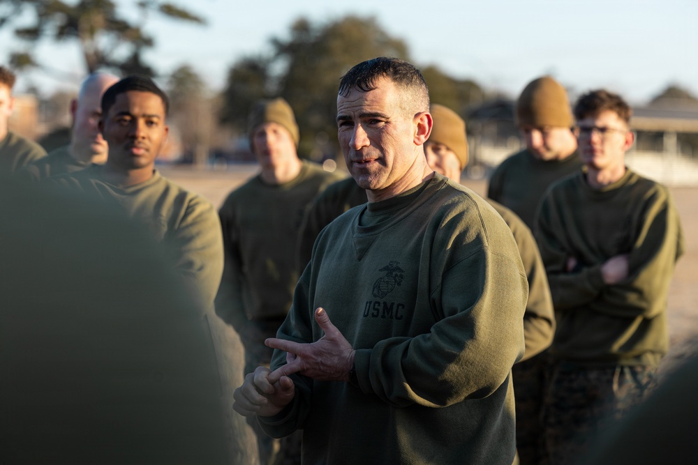 26th MEU Marines and Sailors participate in unit PT