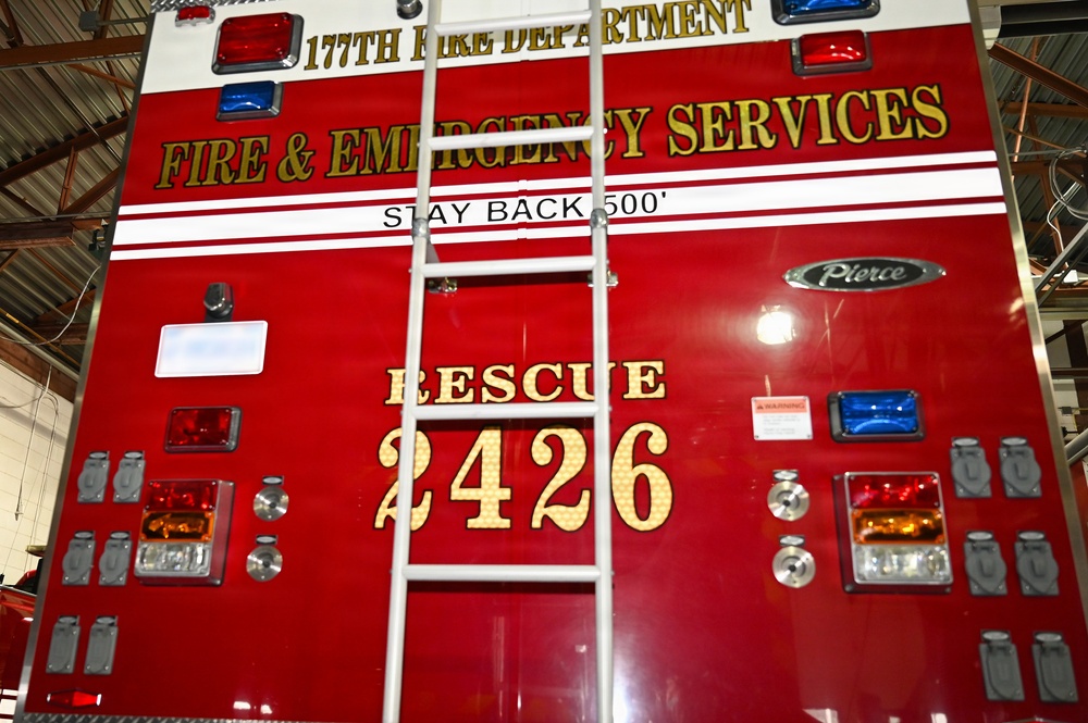 Atlantic County Commissioners Visit The 177th Fighter Wing