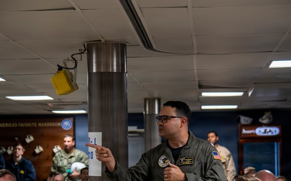 USS Carl Vinson (CVN 70) holds all-officers meeting