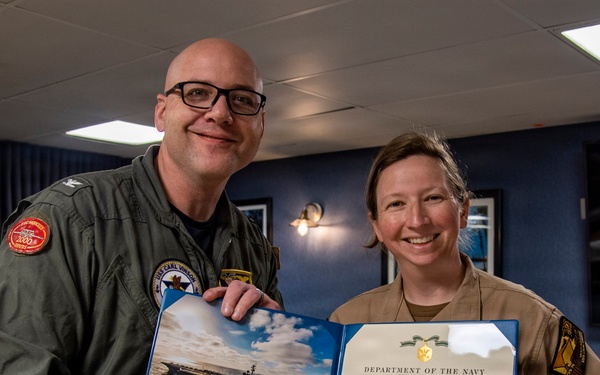 USS Carl Vinson (CVN 70) holds all-officers meeting