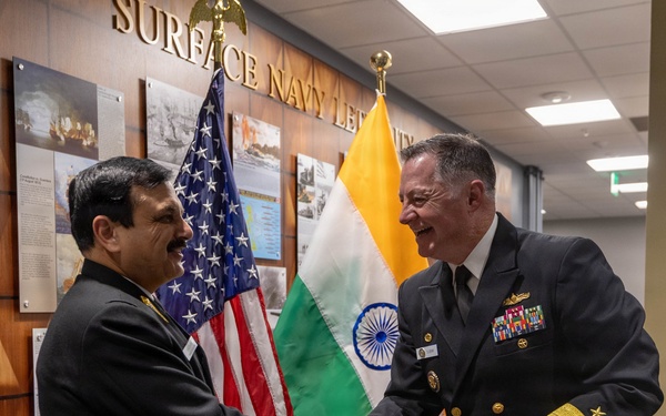 SMWDC Hosts Indian Navy VCNS