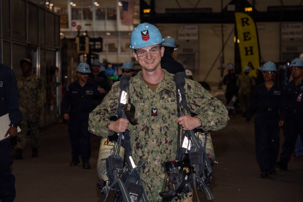 USS Carl Vinson (CVN 70) conducts fire safety drill
