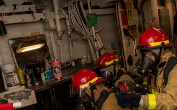 USS Carl Vinson (CVN 70) conducts fire safety drill
