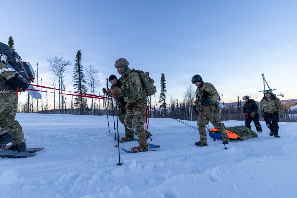 Arctic training prepares medics for extreme-weather combat