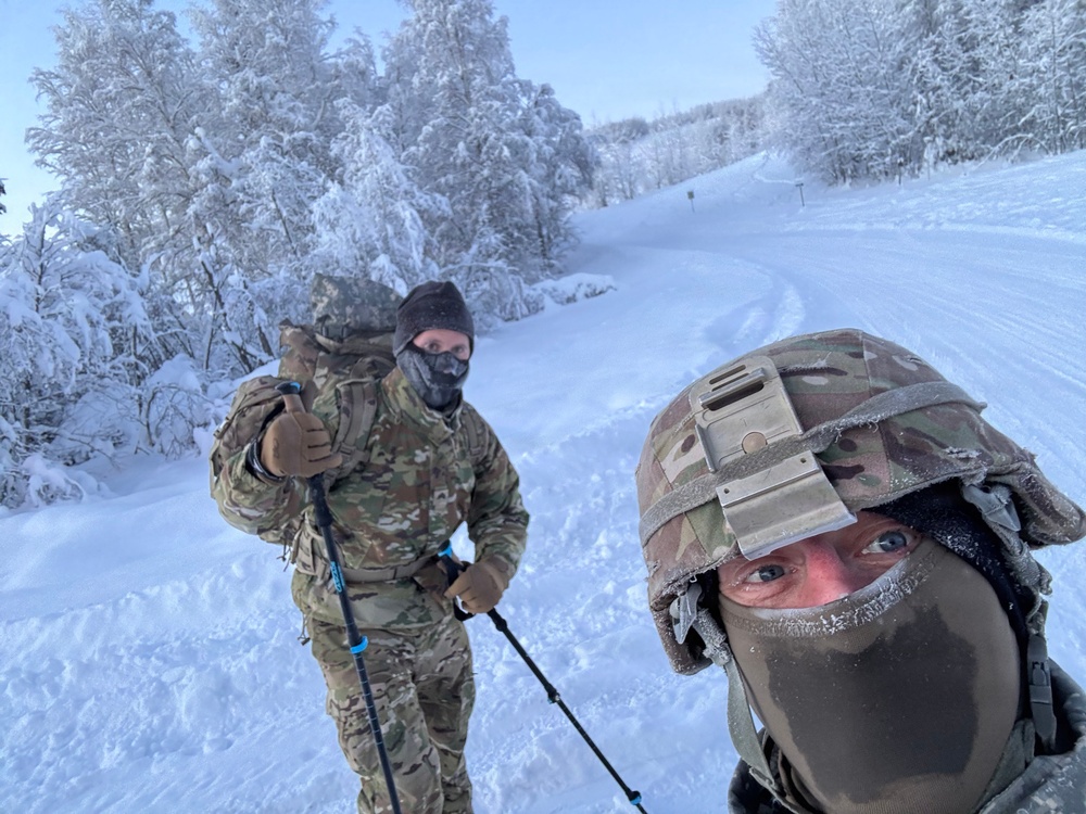 Arctic training prepares medics for extreme-weather combat
