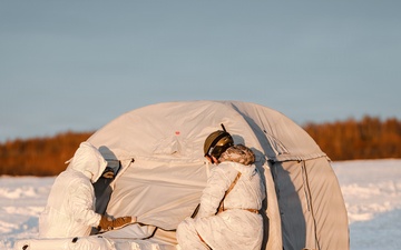 Arctic training prepares medics for extreme-weather combat