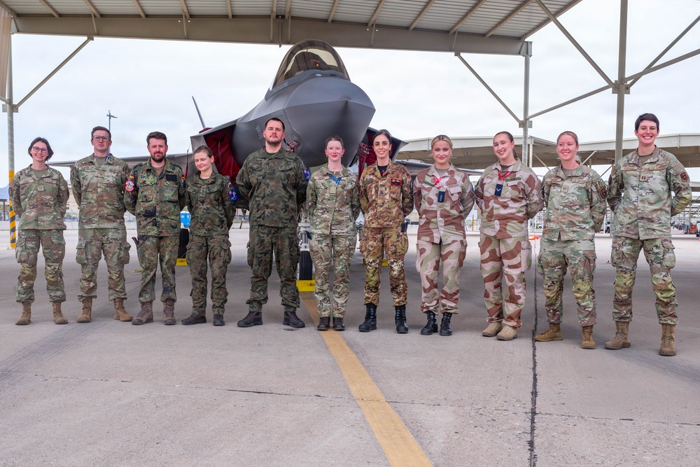 F-35 IIFTU graduates international class, reinforcing allied readiness at Luke AFB