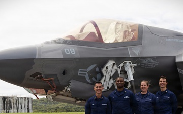 USCG Health Service Technicians provide first aid training to VMFA-225 Marines