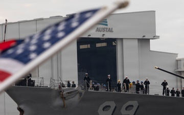 USS Farragut Arrives in Mobile, AL to Celebrate Tradition, Service, and Community