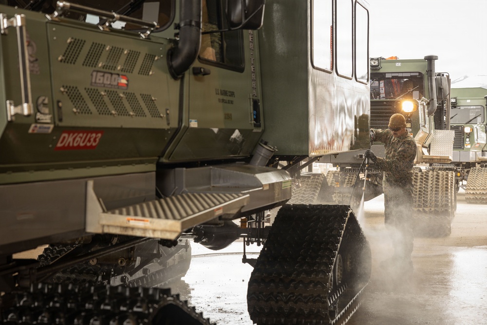 MTX 1-26 | Combat Logistics Battalion 24 Terra Tucker Washdown