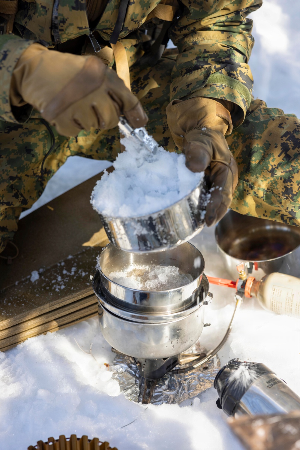 MTX 1-26 | Combat Logistics Battalion 24 Setup Field Lodging