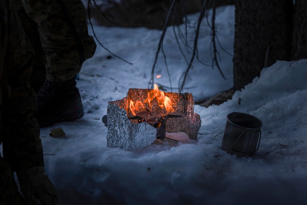 MTX 1-26 | Combat Logistics Battalion 24 Setup Field Lodging