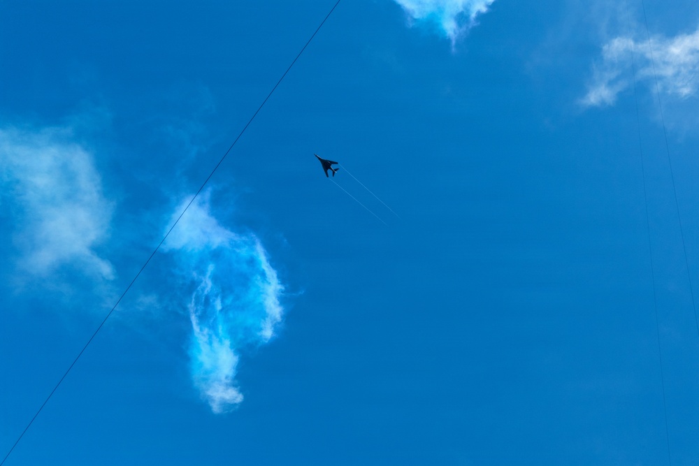 Air Force, Navy, Air National Guard conduct 8-aircraft flyover at 2026 Super Bowl LX
