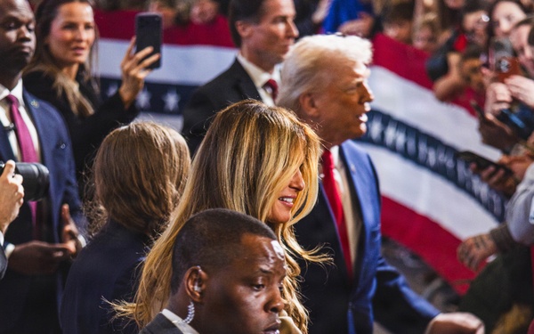 President Donald J. Trump and First Lady Melania Trump visit XVIII Airborne Corps