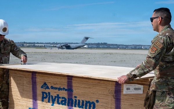 Air Force Supports Interagency Airlift of Containerized Nuclear Power System