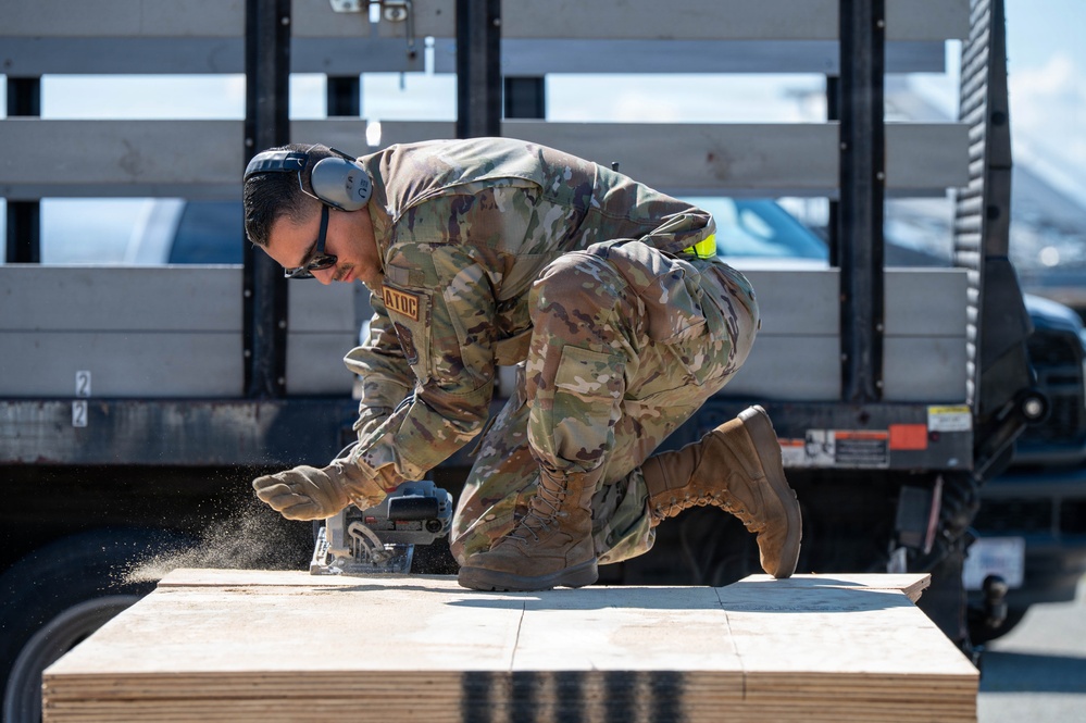 Air Force Supports Interagency Airlift of Containerized Nuclear Power System