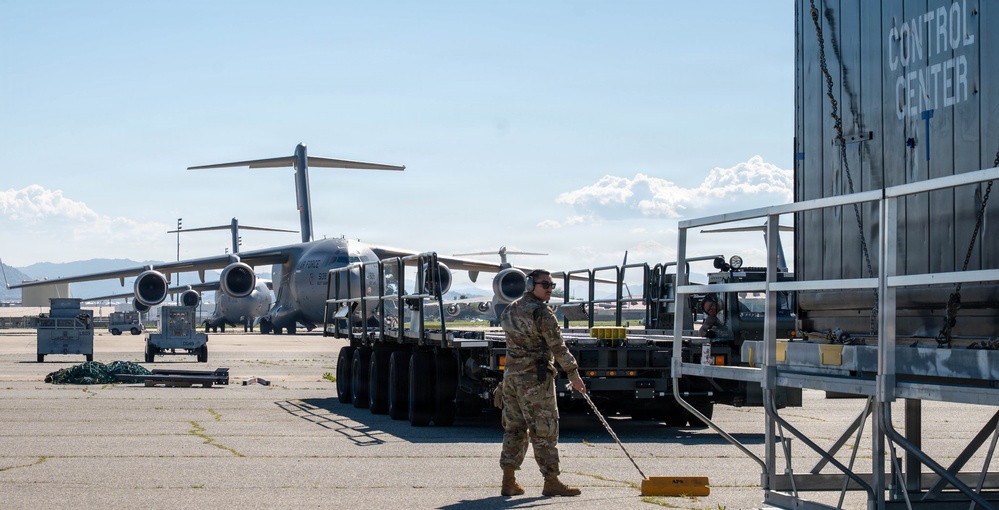 Air Force Supports Interagency Airlift of Containerized Nuclear Power System