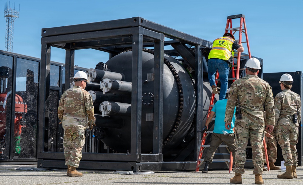 Air Force Supports Interagency Airlift of Containerized Nuclear Power System