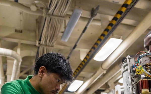 Daily Operations Aboard USS George H.W. Bush (CVN 77)