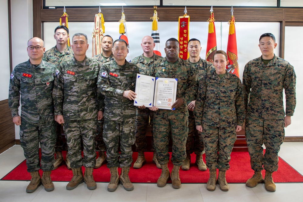 Marine Forces Korea Sergeant Major Awarded Republic of Korea Prime Minister Commendation