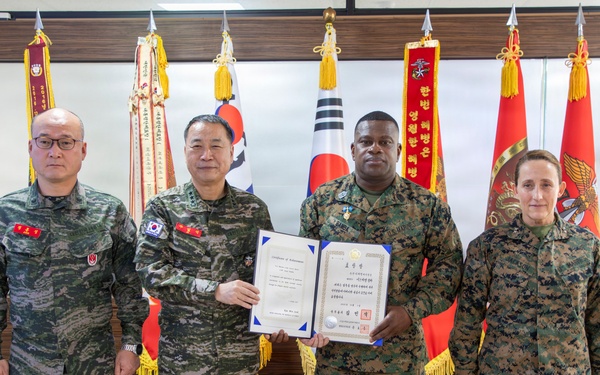 Marine Forces Korea Sergeant Major Awarded Republic of Korea Prime Minister Commendation