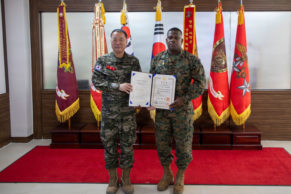 Marine Forces Korea Sergeant Major Awarded Republic of Korea Prime Minister Commendation