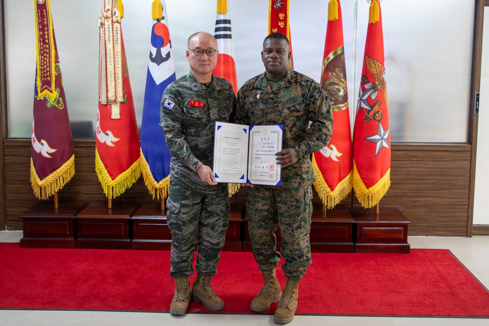 Marine Forces Korea Sergeant Major Awarded Republic of Korea Prime Minister Commendation