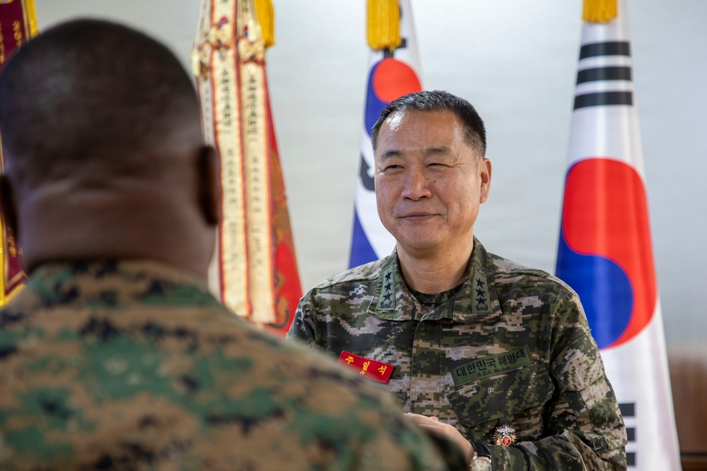 Marine Forces Korea Sergeant Major Awarded Republic of Korea Prime Minister Commendation