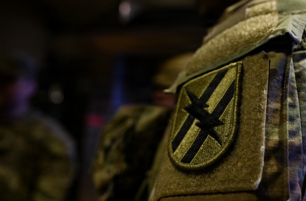 Senior leaders visit guardsmen supporting the mission after dark