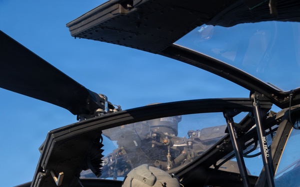 11th Airborne Soldiers conduct AH-64E JPMRC 26 air assault training