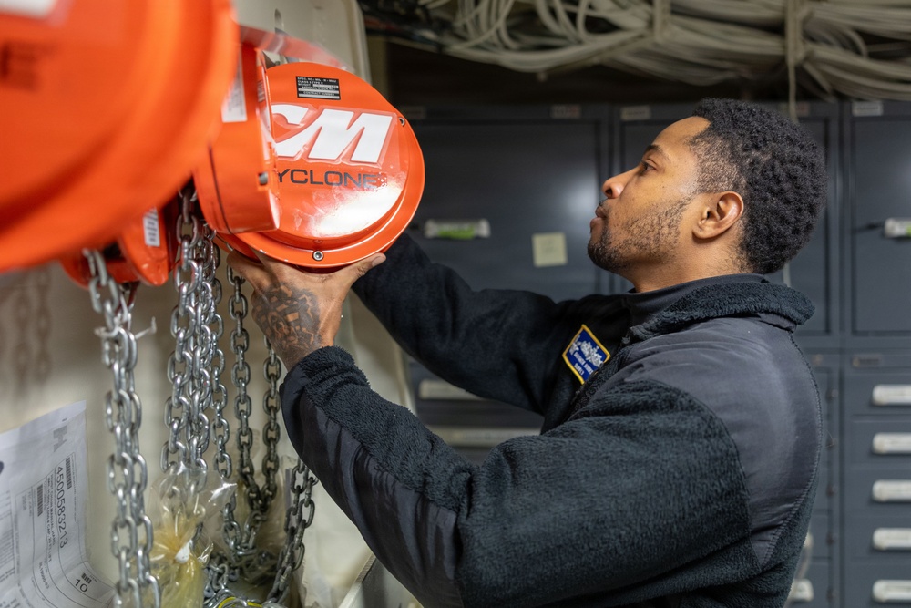 PCU John F. Kennedy's Supply Department Conducts Inventory