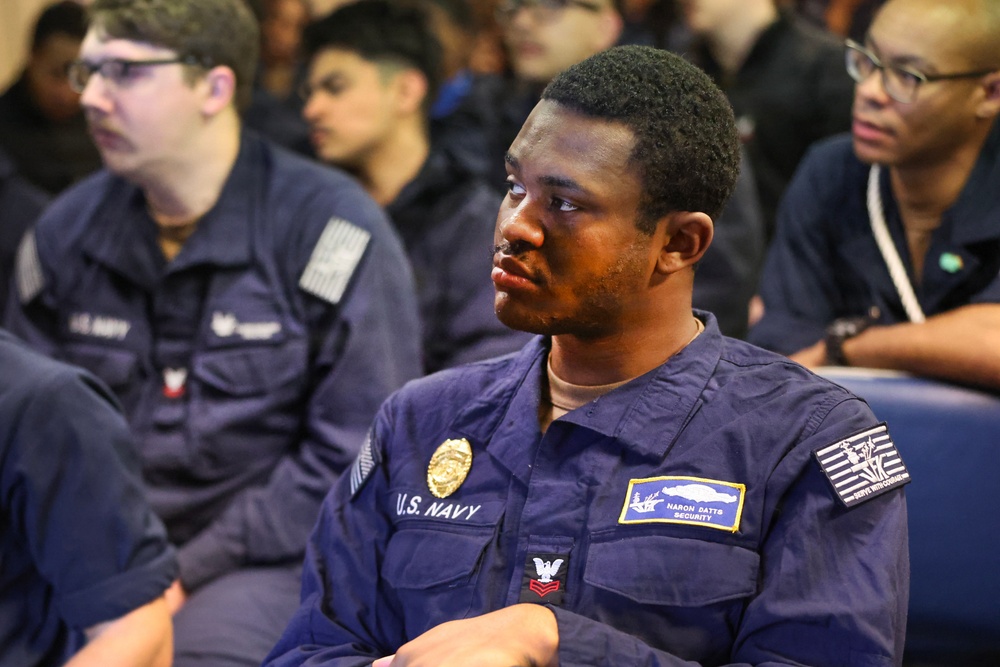 PCU John F. Kennedy Conducts First INDOC Course While Underway