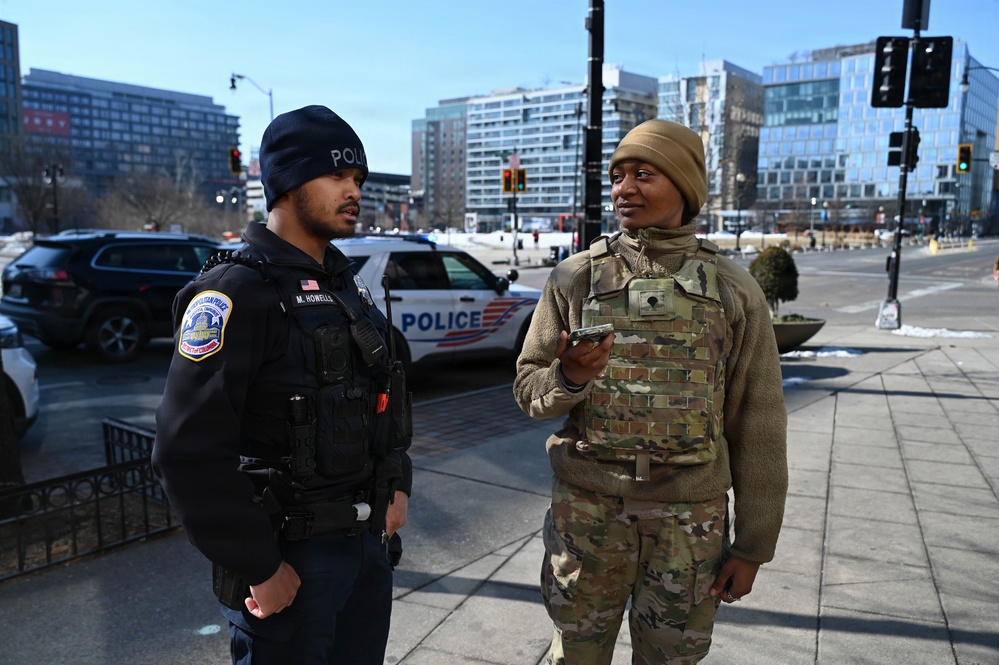 South Carolina National Guard assist Metropolitan Police in Shoplifting at Navy Yard