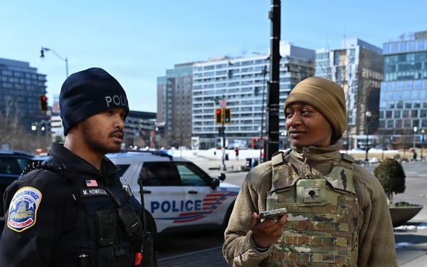 South Carolina National Guard assist Metropolitan Police in Shoplifting at Navy Yard