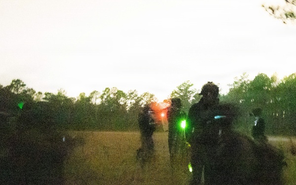 24th MEU CERTEX: U.S Marines with Lima Company Conduct a TRAP mission