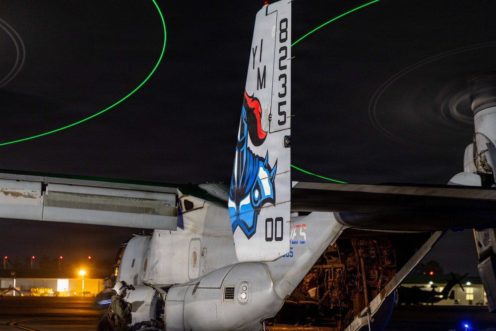 24th MEU CERTEX: U.S Marines with Lima Company Conduct a TRAP mission