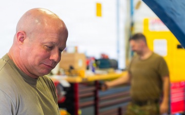 161st LRS Mechanic gets the job done